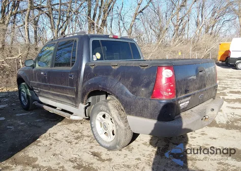 2001 Ford Explorer Sport Trac z USA, uszkodzony, nr VIN 1FMZU67E11UC51051